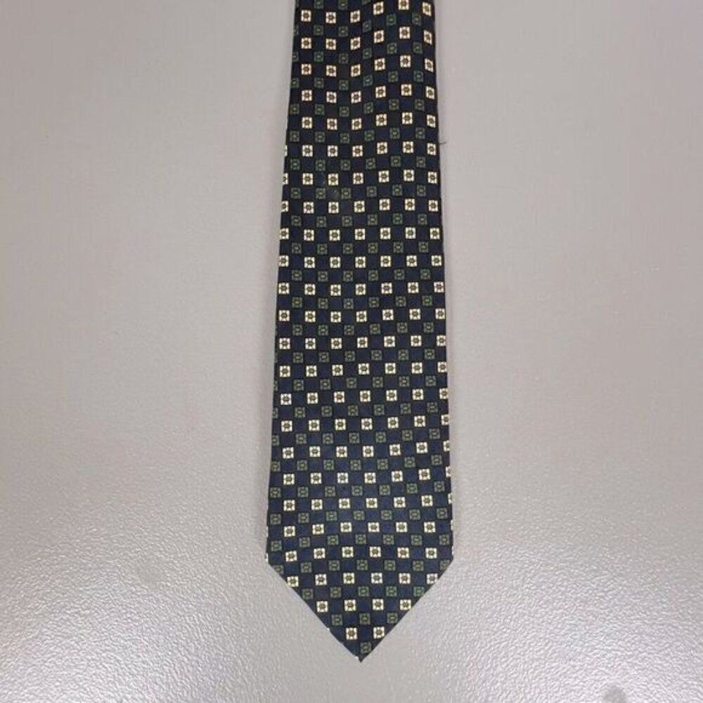 BARNEYS NEW YORK MENS SILK TIE BLUE WITH SQUARE PATTERN